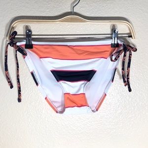 ⚠️SOLD⚠️Tommy Bahama Tie Side Bikini Bottom Size M